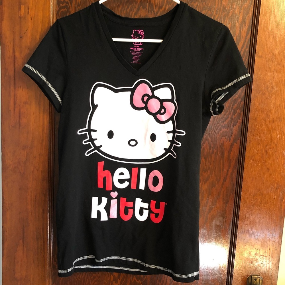 NEVER WORN! Girls XL Hello Kitty T-shirt in Black